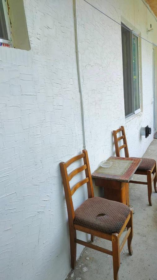 Guest House Gogias Cixe Borjomi ภายนอก รูปภาพ